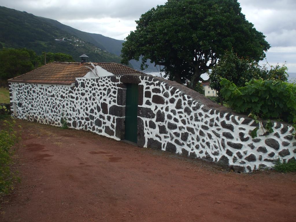 Adega Do Batista Vila Calheta  Quarto foto