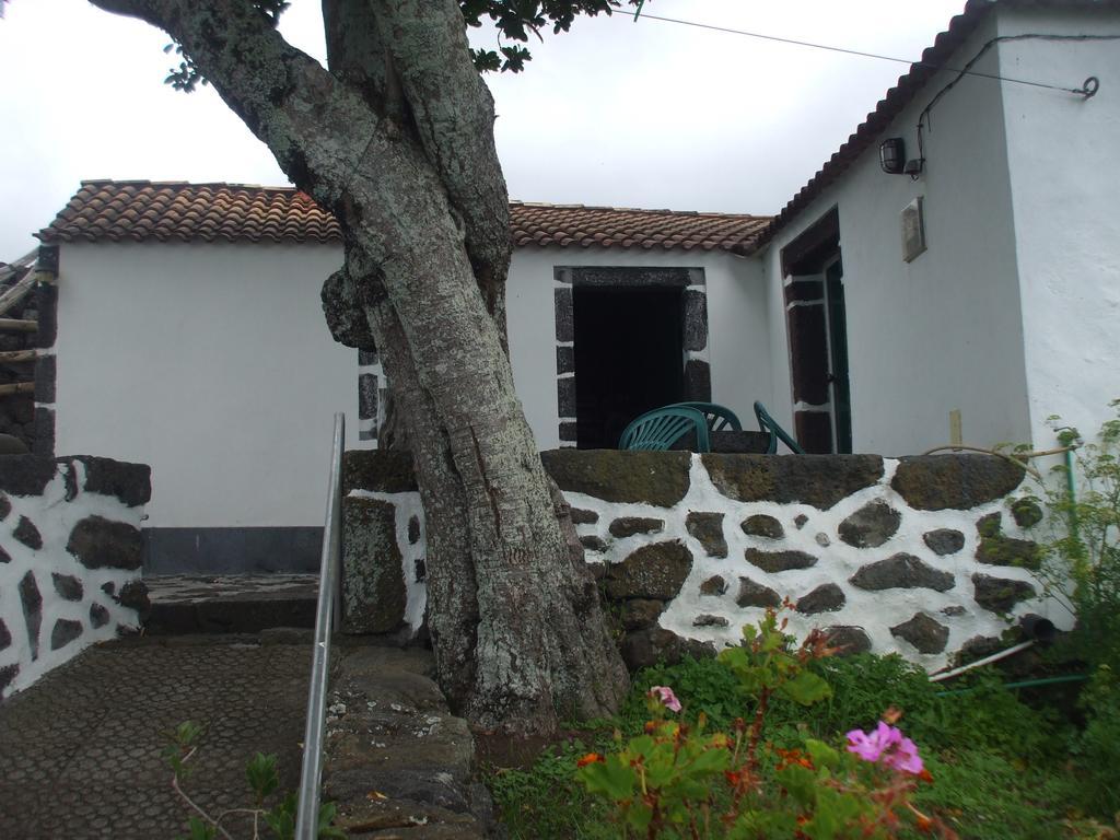 Adega Do Batista Vila Calheta  Quarto foto